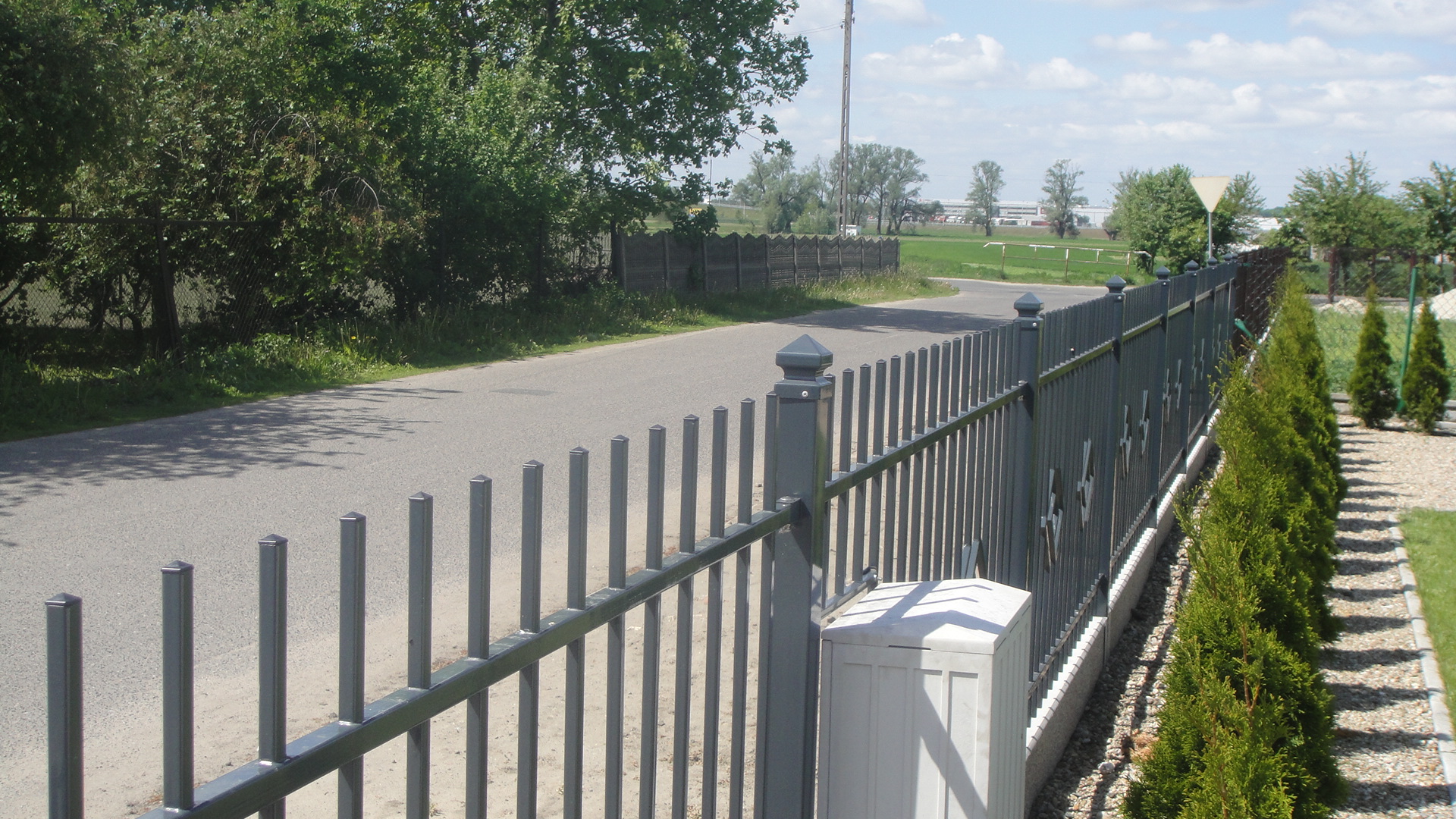 Frontzaun SZMARAGD