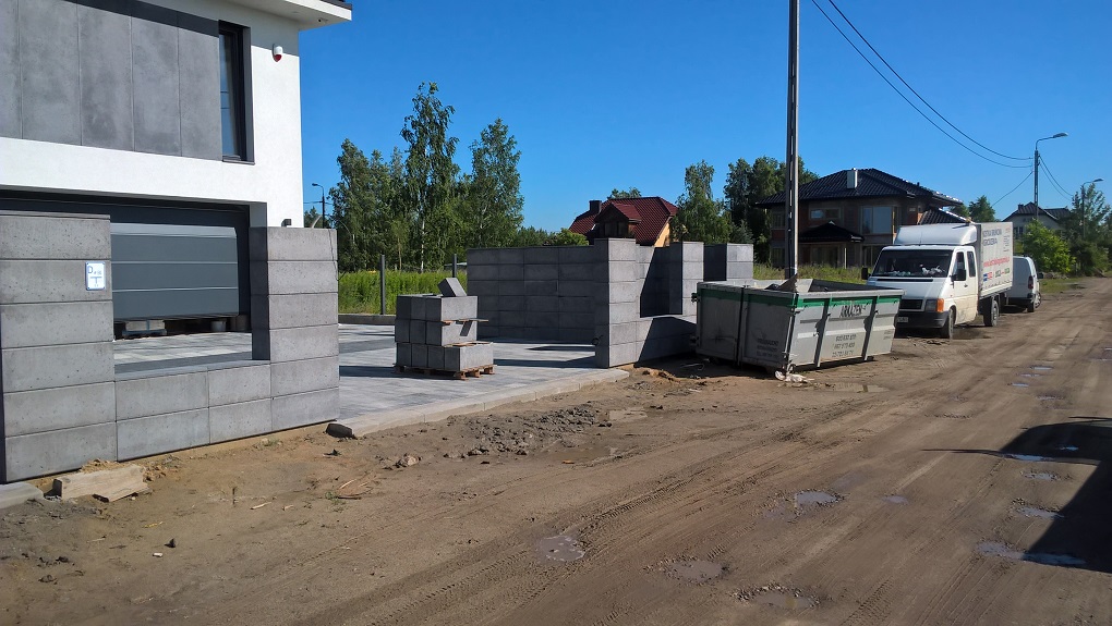 Frontzaun TRAWERTYN 200